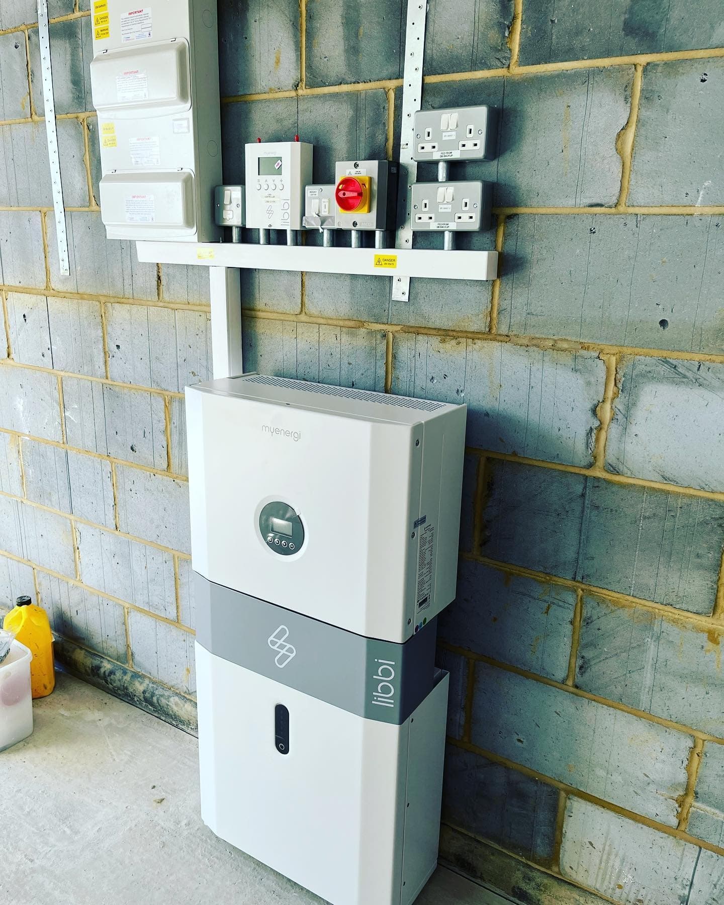 Solar & Battery Installation